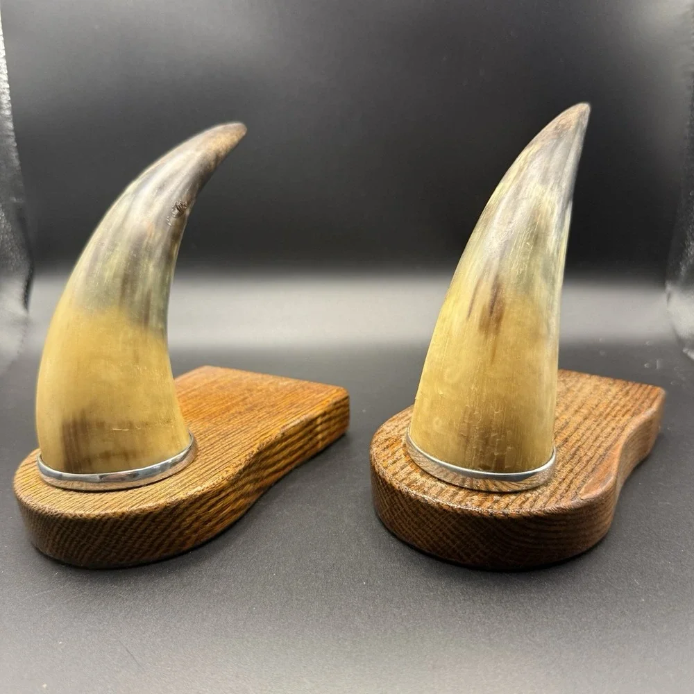 Vintage Handcrafted Cow Horn Wall Hook Coat Hanger Rustic Cabin Decor Set Of 2